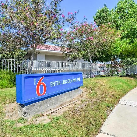 Motel 6-Corona, Ca Bagian luar foto