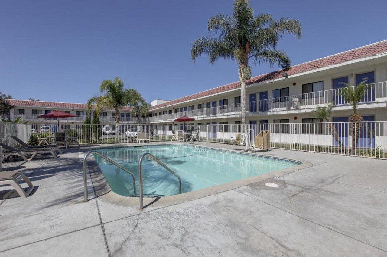 Motel 6-Corona, Ca Bagian luar foto